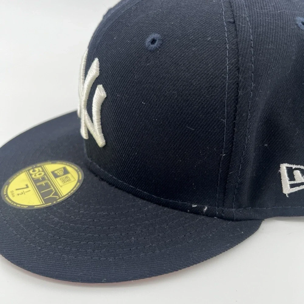 New Era 59FIFTY New York Yankees Fitted Hat 7 1/2 Pink UV World Series Patch MLB